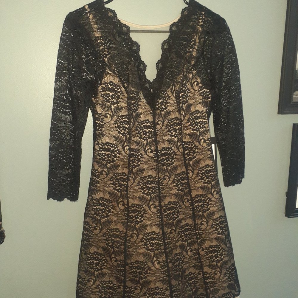 Bebe lace mini